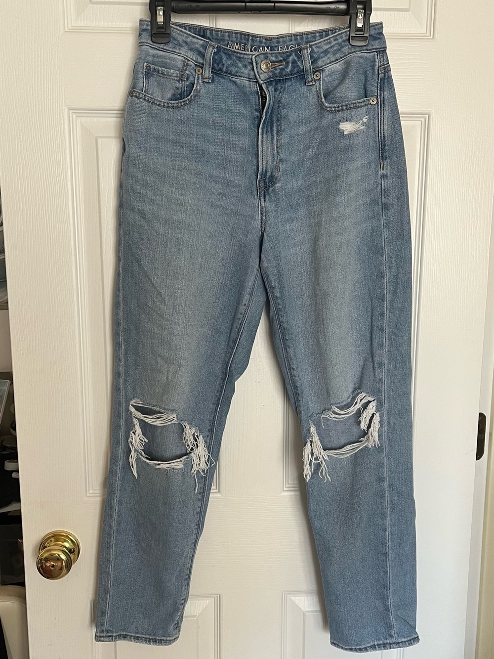 American Eagle Ripped Mom Jeans